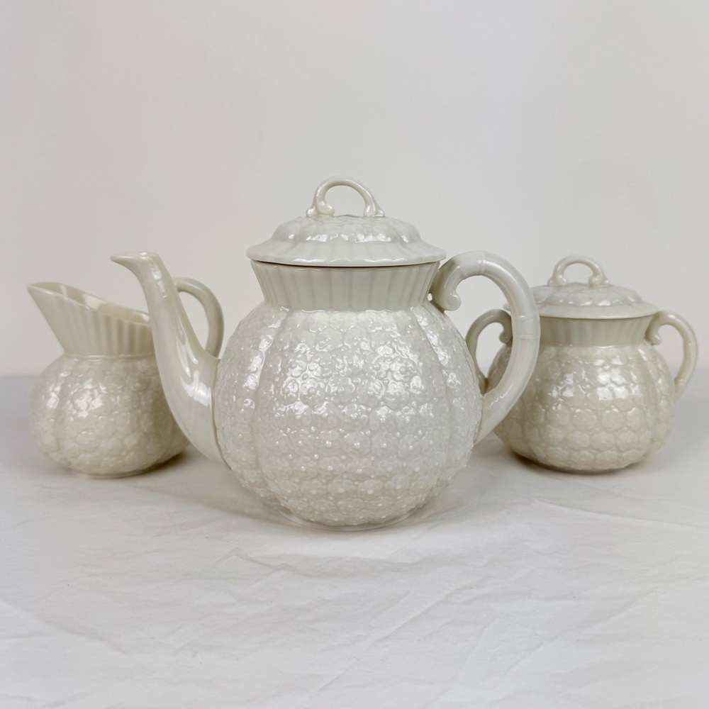 Lenox Vintage Hawthorne White Tea Set